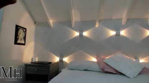 Snapshot of mizzhell_ chatting on November 2025 12:38:01 PM mizzhell_ online show from November 2025 12:38:01 PM