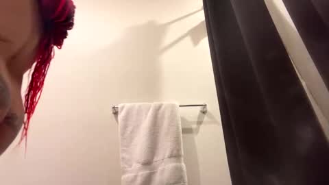 Snapshot of mizzpoison23 chatting on February 2025 12:05:01 AM mizzpoison23 online show from February 2025 12:05:01 AM