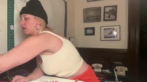 Snapshot of mizzstorm13 chatting on February 2026 04:13:01 AM Mizz Storm online show from February 2026 04:13:01 AM