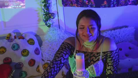 Hera  Tethra Bathtub stream  20k followers  Ask about our custom videos3 online show from January 2025 08:18:01 PM