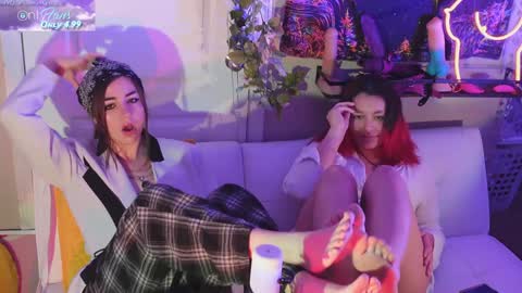 Hera  Tethra Bathtub stream  20k followers  Ask about our custom videos3 online show from January 2025 02:23:02 PM