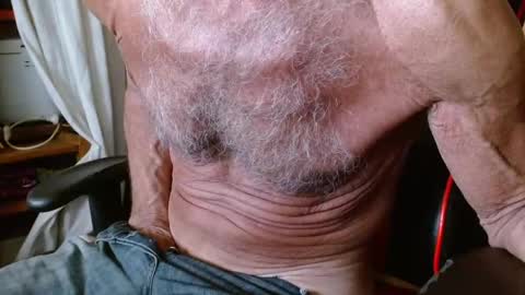 Mario jose online show from October 2025 06:08:02 PM