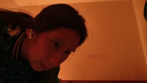 MoonLipson online show from June 2026 03:53:02 AM
