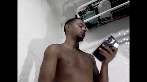 Snapshot of mlkmachodominador chatting on March 2025 04:44:02 PM mlkmachodominador online show from March 2025 04:44:02 PM