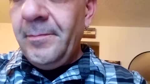 Snapshot of mlovato81435143 chatting on December 2024 07:00:01 PM HungHandsomeSquirter online show from December 2024 07:00:01 PM