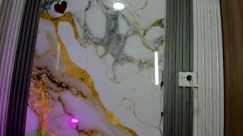 LUCRECIA   NEW ACCOUNT online show from March 2026 06:58:01 PM