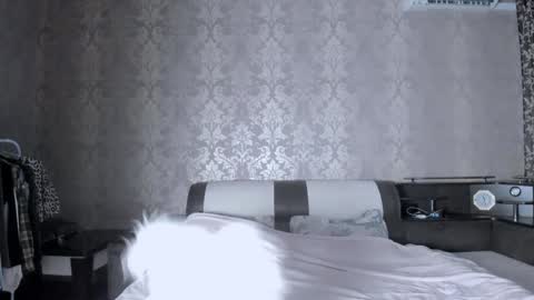 Lili online show from November 2025 09:31:02 AM