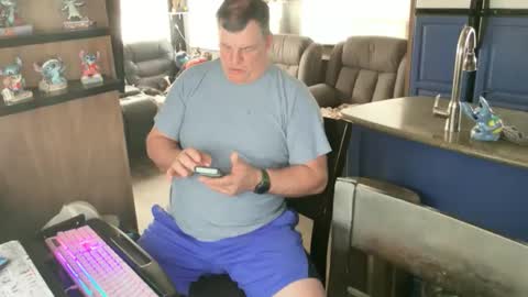 mmmthatsfunnn online show from March 2026 06:22:01 PM