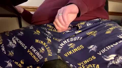 mnguy19726969 online show from April 2026 09:09:02 PM