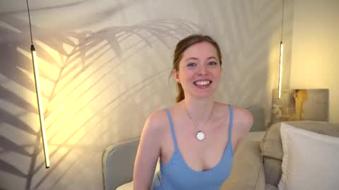 Snapshot of moan_elisa chatting on May 2026 05:12:01 AM moan_elisa online show from May 2026 05:12:01 AM