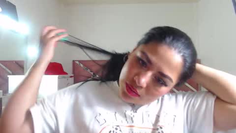 Snapshot of moan_sex1 chatting on December 2025 07:12:02 PM Catalina online show from December 2025 07:12:02 PM