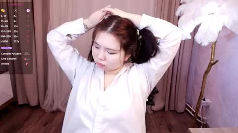 hey meet with me online show from December 2025 02:18:01 AM