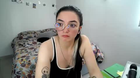 Snapshot of mocca_117 chatting on November 2025 04:18:02 PM Sam online show from November 2025 04:18:02 PM