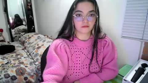 Snapshot of mocca_117 chatting on December 2025 12:42:01 AM Sam online show from December 2025 12:42:01 AM