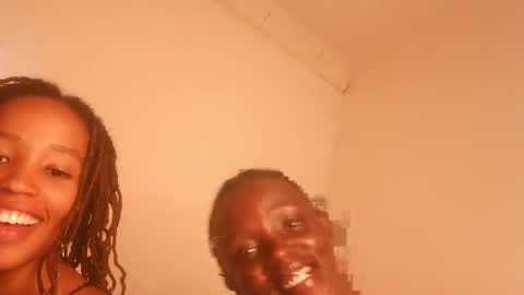 Snapshot of mocha_sins chatting on November 2025 06:59:02 PM Sins online show from November 2025 06:59:02 PM