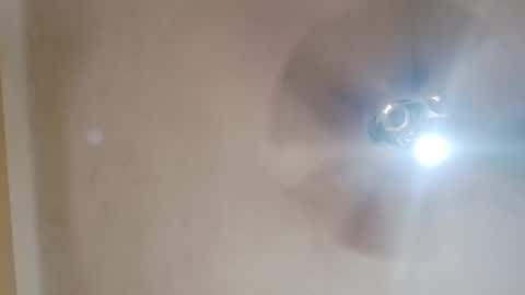 Snapshot of modelo_web18 chatting on November 2025 01:39:01 PM camilo online show from November 2025 01:39:01 PM