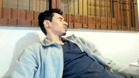 Snapshot of moderdelier chatting on December 2024 10:23:01 PM DigBreed online show from December 2024 10:23:01 PM