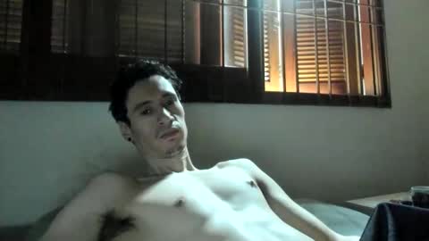 Snapshot of moderdelier chatting on January 2025 07:28:02 PM DigBreed online show from January 2025 07:28:02 PM