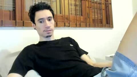 Snapshot of moderdelier chatting on February 2025 01:19:02 PM DigBreed online show from February 2025 01:19:02 PM