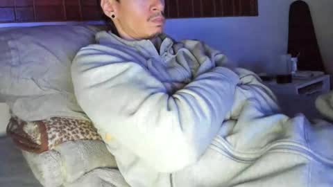 Snapshot of moderdelier chatting on September 2025 01:16:02 PM DigBreed online show from September 2025 01:16:02 PM