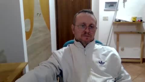 modesto1969 online show from November 2025 11:04:02 PM