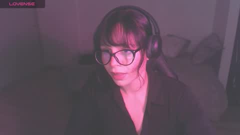 Snapshot of modjo_ chatting on November 2025 06:24:01 AM Modjo online show from November 2025 06:24:01 AM