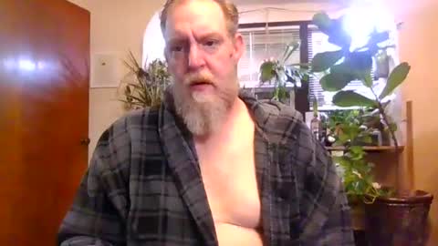 moeblick online show from November 2025 12:27:02 PM