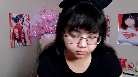 Snapshot of moertomlly chatting on November 2025 04:01:01 AM Molly online show from November 2025 04:01:01 AM