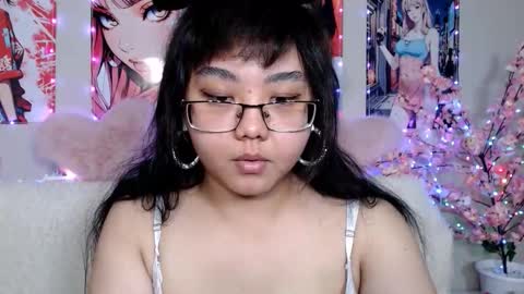 Snapshot of moertomlly chatting on February 2026 05:37:01 AM Molly online show from February 2026 05:37:01 AM