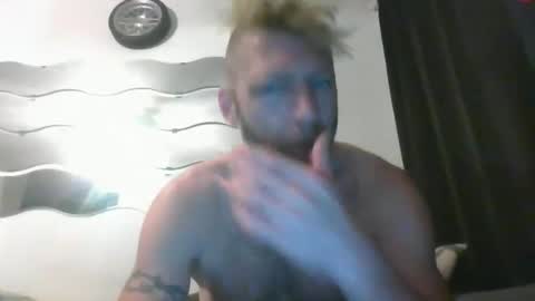 mohawklittle online show from May 2026 03:35:02 AM