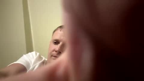 Snapshot of mojozz chatting on March 2025 09:03:02 AM LookinForFun online show from March 2025 09:03:02 AM