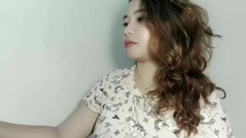 Snapshot of moleschaxxx chatting on October 2025 04:40:02 PM Jane online show from October 2025 04:40:02 PM