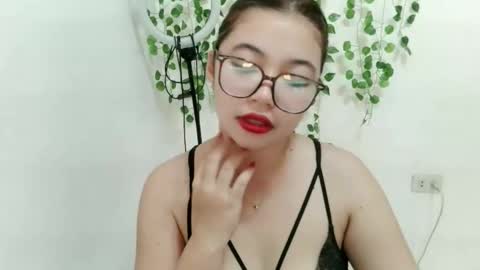 Snapshot of moleschaxxx chatting on November 2025 10:42:02 PM Jane online show from November 2025 10:42:02 PM