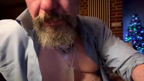 molitsrymale69 online show from December 2025 11:45:01 PM