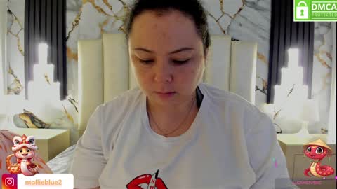 Snapshot of molliebue1 chatting on January 2025 11:46:01 AM Hey Guys Im Mollie online show from January 2025 11:46:01 AM