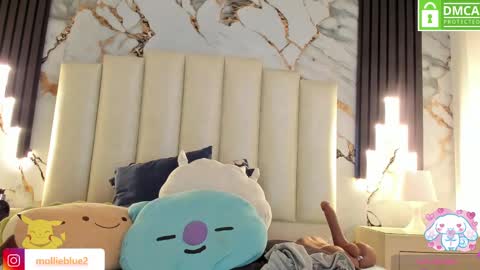 Snapshot of molliebue1 chatting on February 2025 03:23:02 PM Hey Guys Im Mollie online show from February 2025 03:23:02 PM