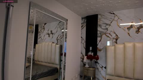 Snapshot of molliebue1 chatting on September 2025 12:05:01 PM Hey Guys Im Mollie online show from September 2025 12:05:01 PM