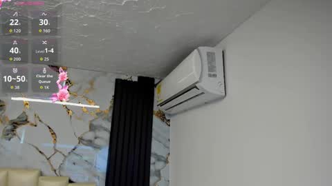 Snapshot of molliebue1 chatting on October 2025 12:36:02 PM Hey Guys Im Mollie online show from October 2025 12:36:02 PM