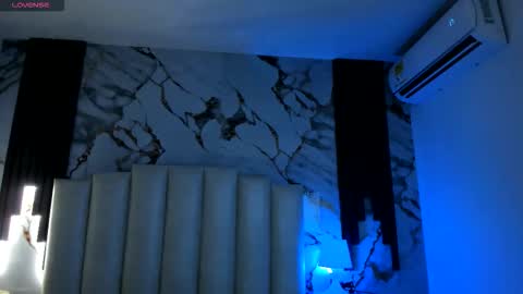 Snapshot of molliebue1 chatting on November 2025 12:27:01 PM Hey Guys Im Mollie online show from November 2025 12:27:01 PM