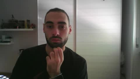 mollo20 online show from October 2025 01:13:01 PM