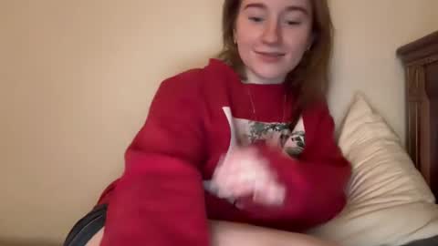 Molly online show from December 2024 05:09:02 AM
