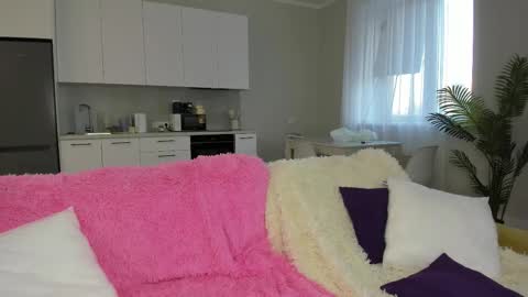 Snapshot of molly_555 chatting on November 2025 08:36:02 AM Sima online show from November 2025 08:36:02 AM