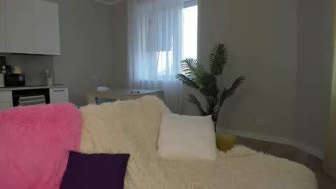 Snapshot of molly_555 chatting on November 2025 08:14:01 AM Sima online show from November 2025 08:14:01 AM