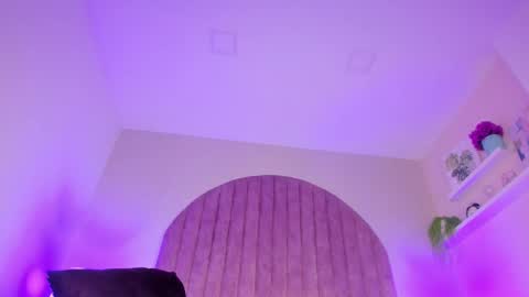 Molly Jackson online show from February 2025 06:11:01 PM