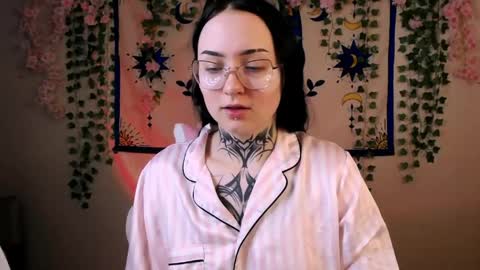 molly_kisss online show from May 2026 06:55:02 AM