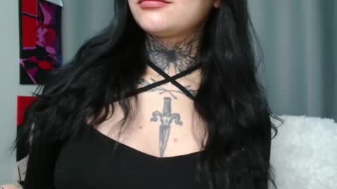 Lina online show from December 2024 09:13:01 AM