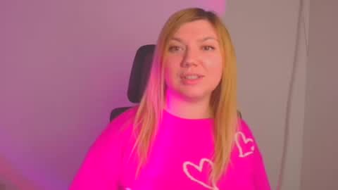 Snapshot of molly_moree chatting on January 2025 03:15:02 PM Molly online show from January 2025 03:15:02 PM