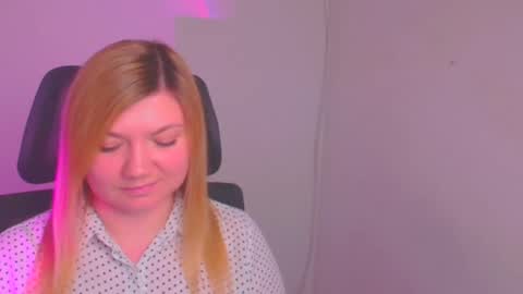 Snapshot of molly_moree chatting on January 2025 03:34:02 PM Molly online show from January 2025 03:34:02 PM