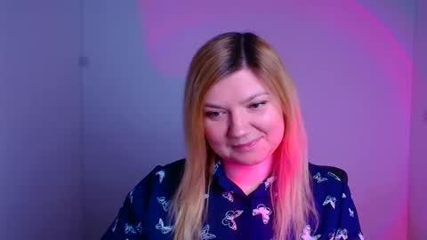 Snapshot of molly_moree chatting on February 2025 12:39:02 PM Molly online show from February 2025 12:39:02 PM