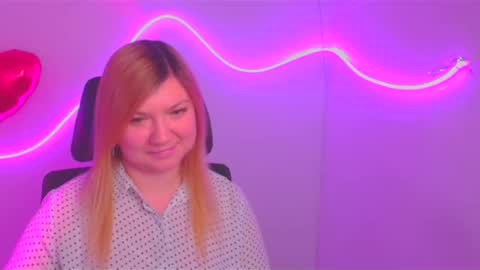 Snapshot of molly_moree chatting on February 2025 01:22:01 PM Molly online show from February 2025 01:22:01 PM